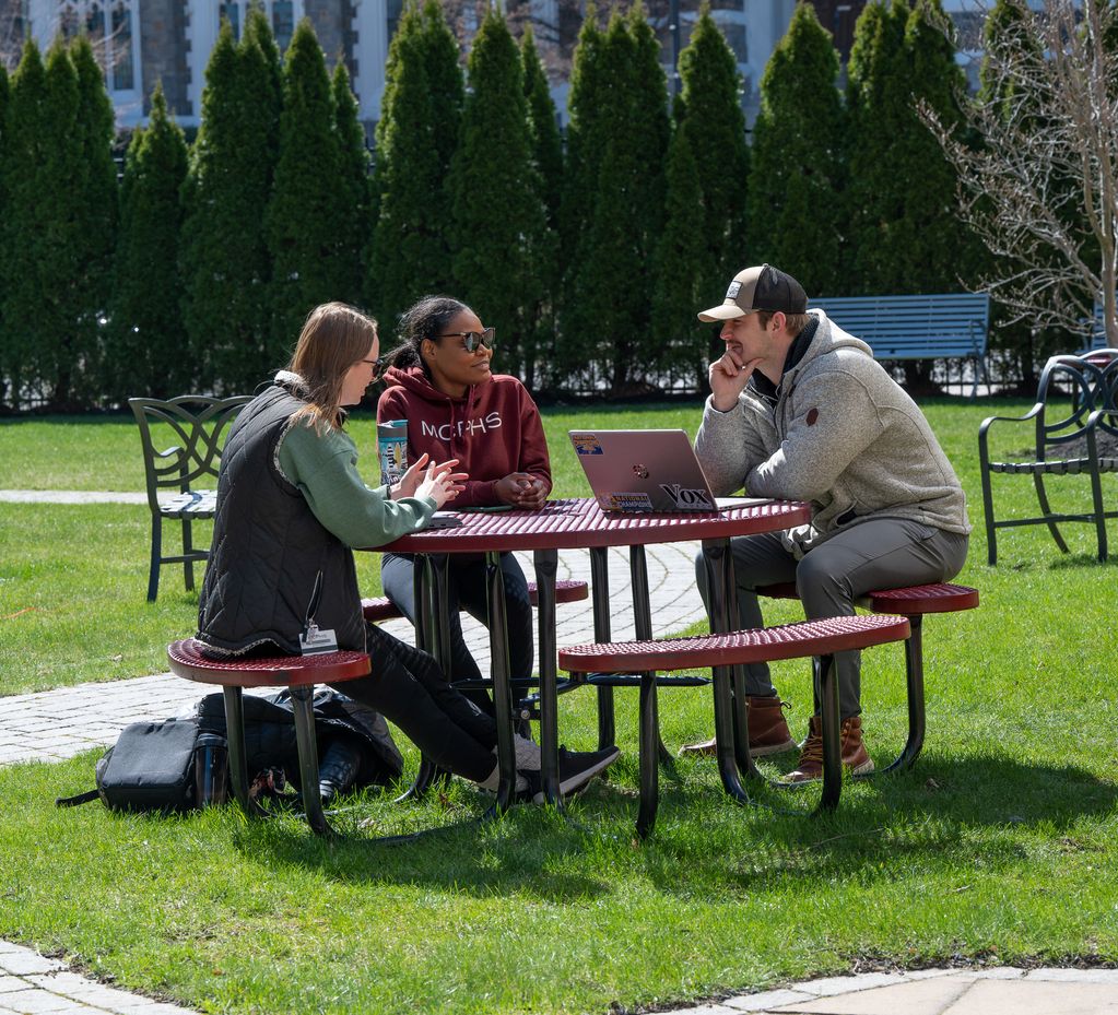 Student life photography of the MCPHS Worcester Campus