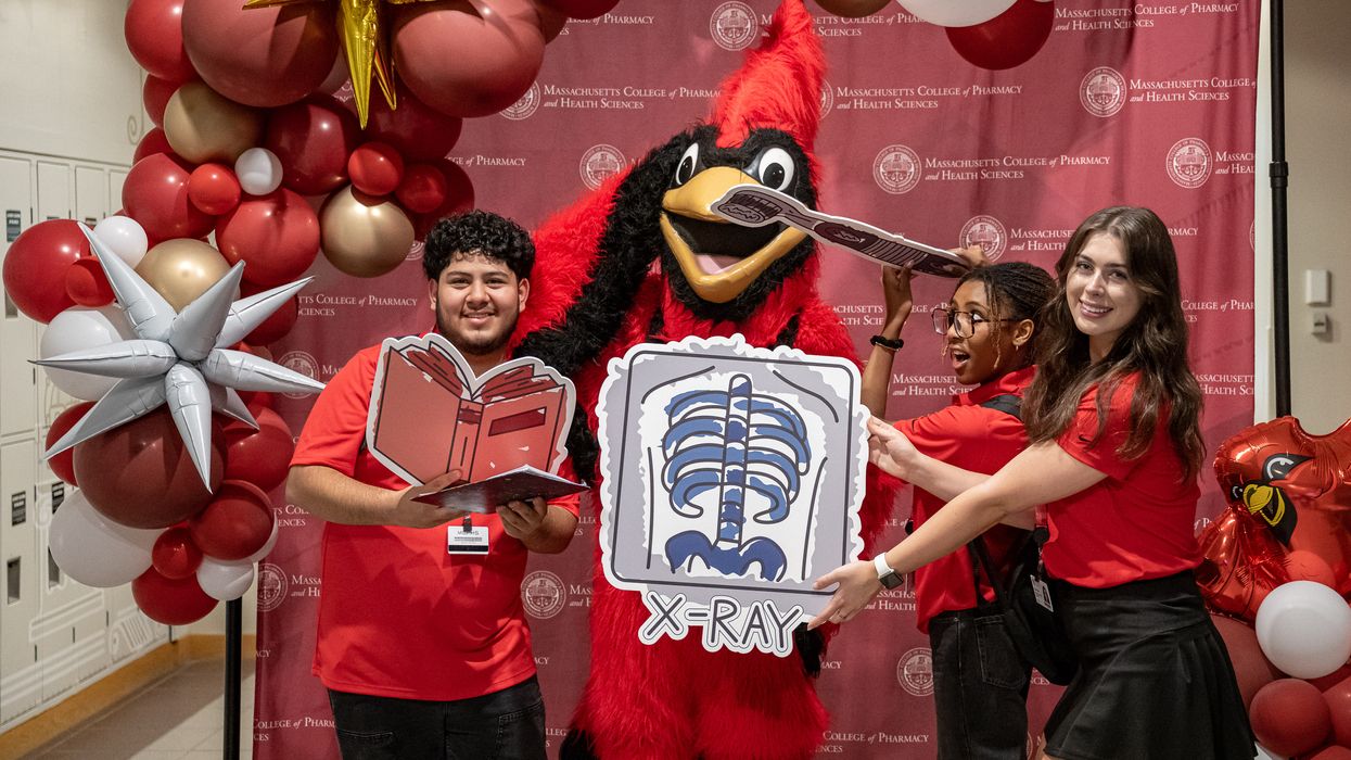 Students attending Orientation at MCPHS. 