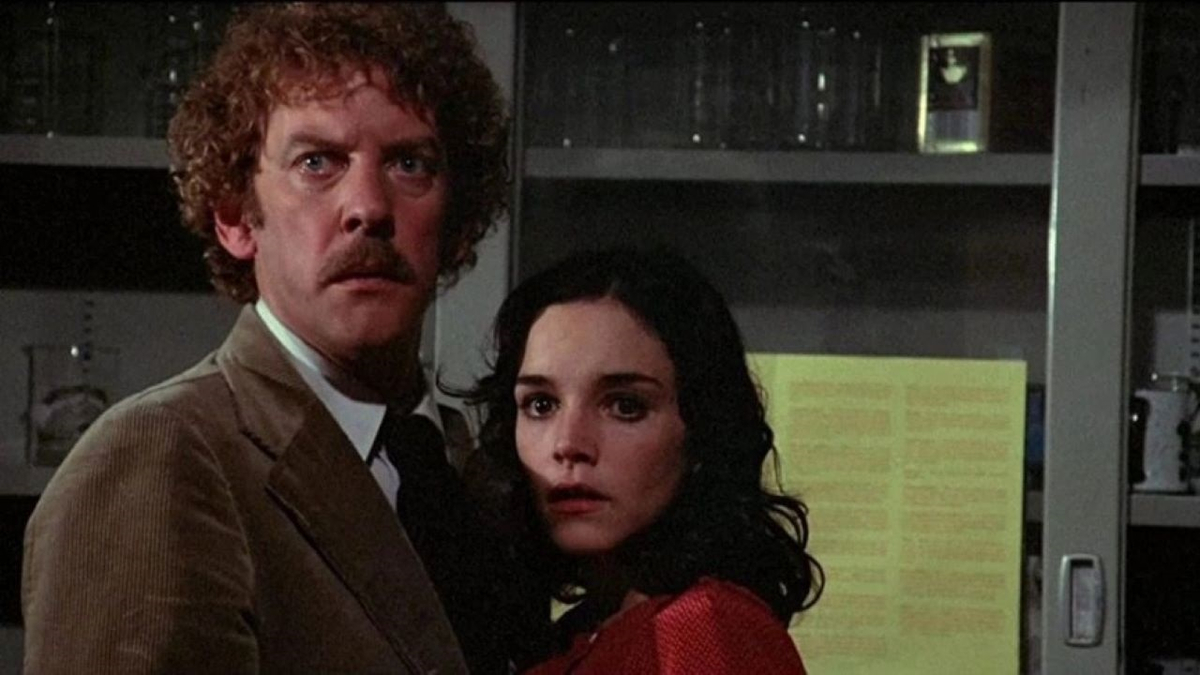 A man and a woman in a lab.