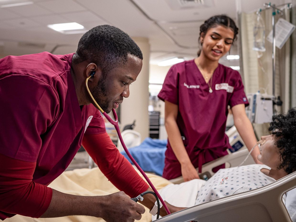 039 - MCPHS Nursing lab 2023_0329 - Randall Garnick Photography.jpg