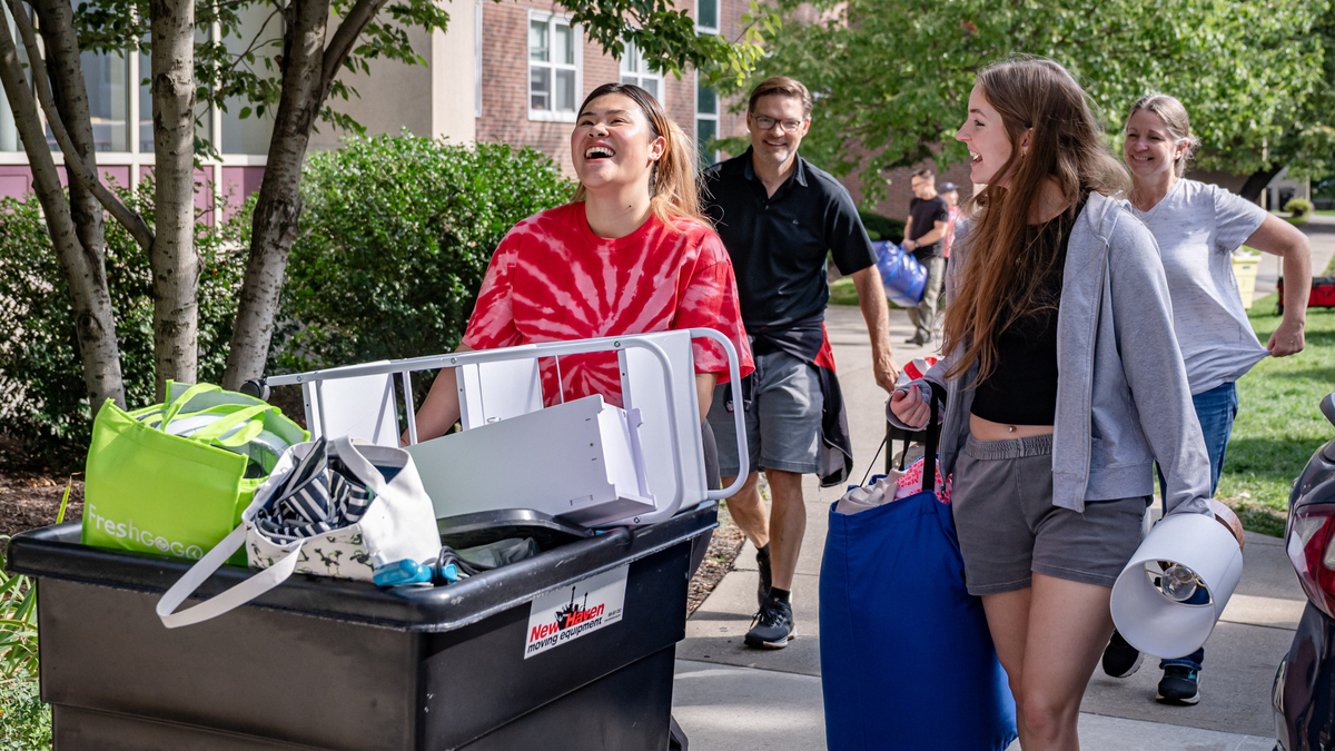 Students moving into the Boston Campus. 