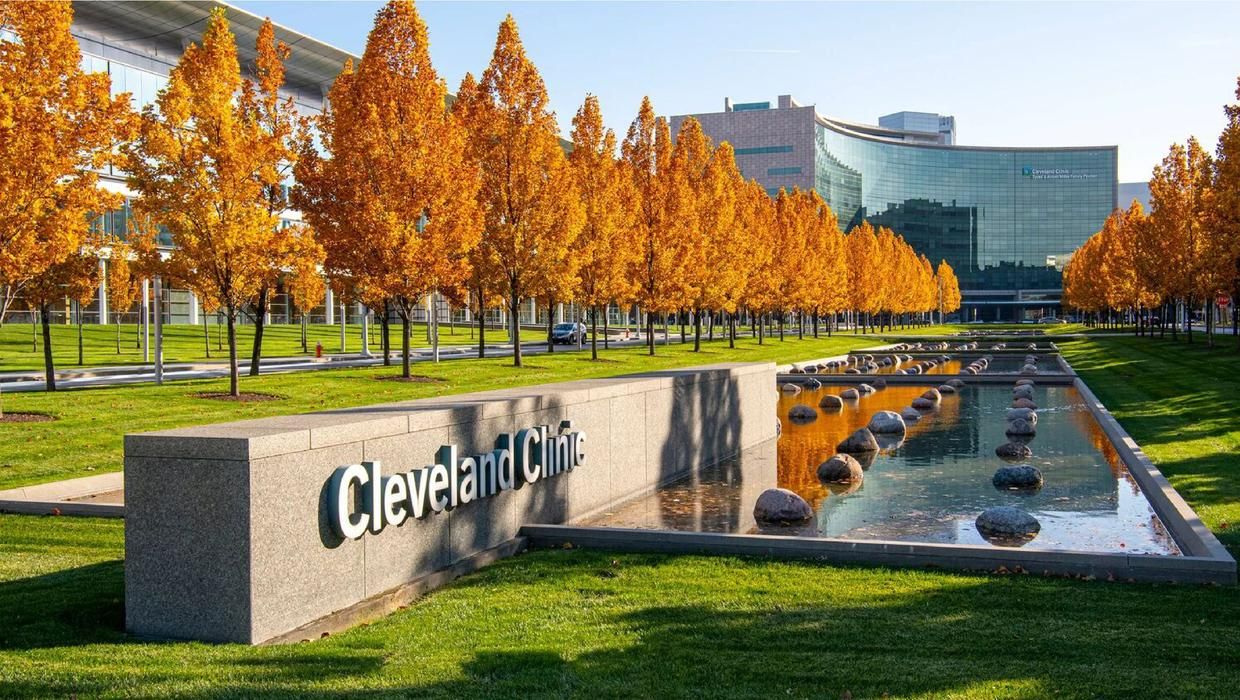 Cleveland Clinic sign