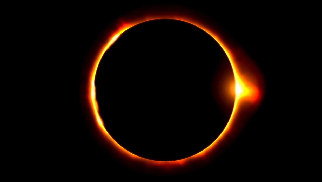 Full solar eclipse. 