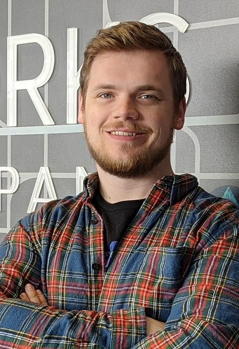 Elijah Carrier