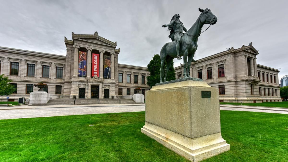 Exterior view of the Museum of Fine Arts in Boston