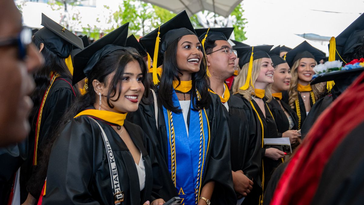 20260508-MCPHS-Commencement-14.jpg