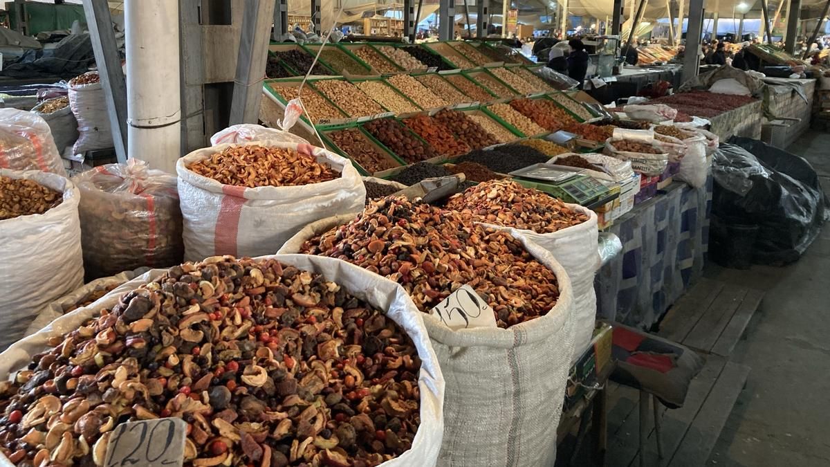 A food seller's stall in Ferghana Valley, Kyrgyzstan, the only ferticle argicultural land in the region.