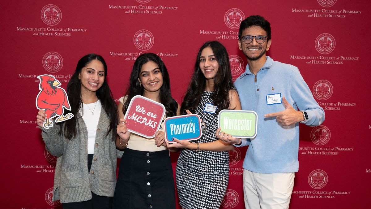 MCPHS Students at the ASHP Midyear in Las Vegas