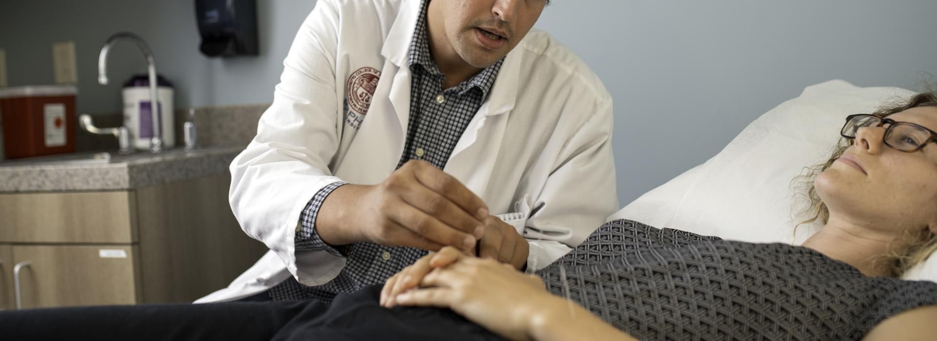 190716_MCPHS_AcupunctureClinic_034_IMA_6747.jpg