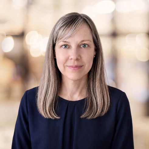 Headshot of MCPHS faculty member, Claire McGowan