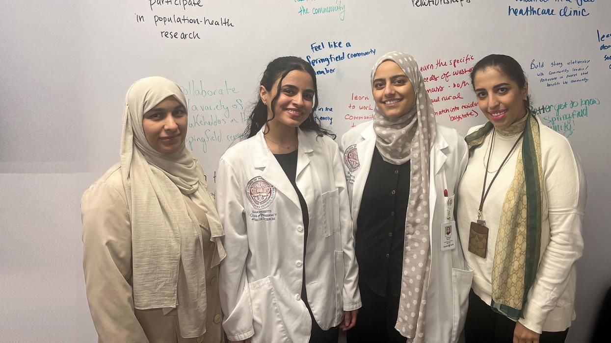 Fatimah Dakhel, Khaznah Alshammari, Tasneem Baker, and Shahad Alali