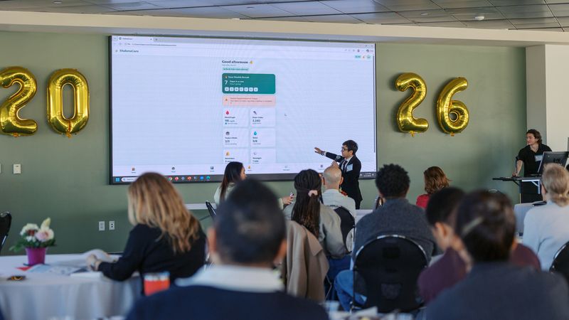 Hackathon in-article 2.jpg